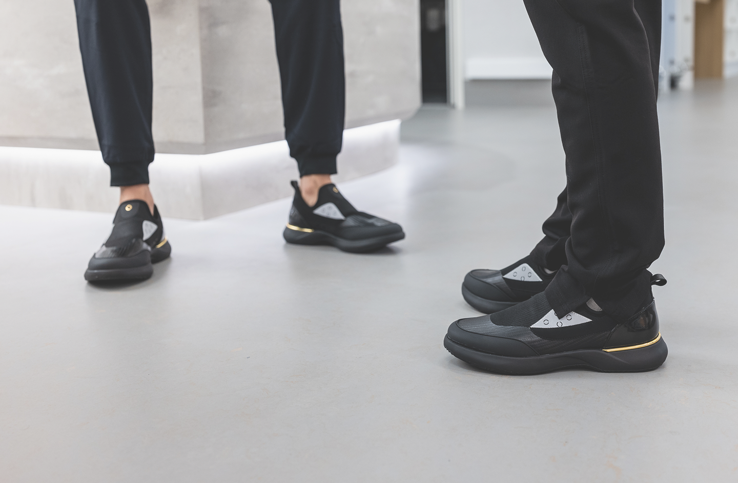 Ease That Moves With You background